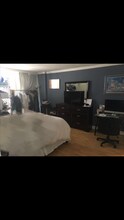 1925 Brickell Ave, Unit D-1402 in Miami, FL - Building Photo - Building Photo