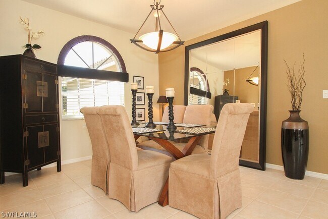 26343 Clarkston Dr in Bonita Springs, FL - Building Photo - Building Photo