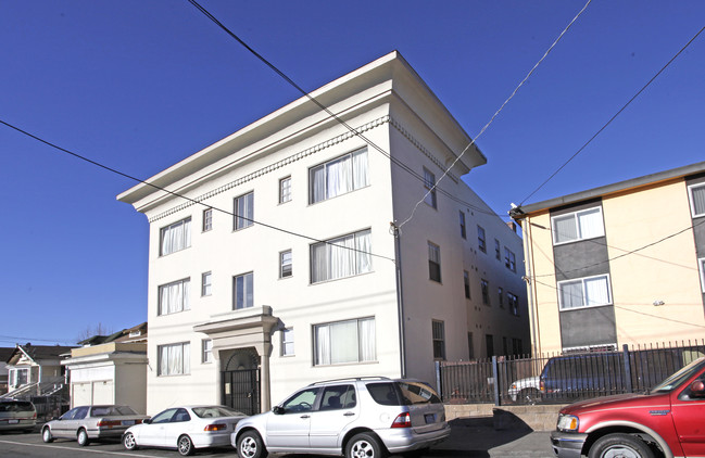 1501 38th Ave in Oakland, CA - Foto de edificio - Building Photo