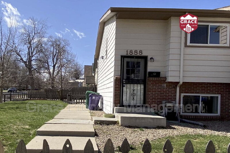 1888 E 28th Ave in Denver, CO - Building Photo