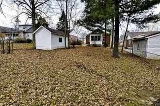 2452 Ashland Ave in St. Louis, MO - Building Photo - Building Photo