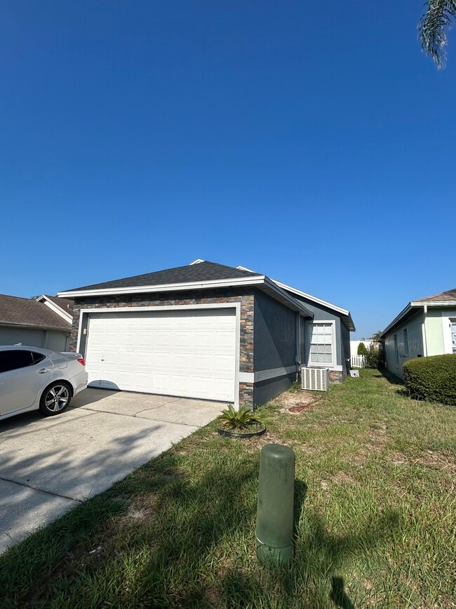 622 Crystals Blvd in Winter Haven, FL - Building Photo - Building Photo