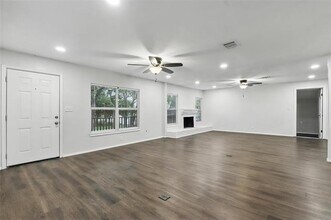 9337 Heron Dr in Fort Worth, TX - Building Photo - Building Photo