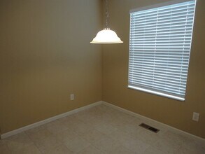 509 Lake Front Dr in Lebanon, OH - Building Photo - Building Photo