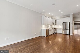 39 U St NE in Washington, DC - Building Photo - Building Photo