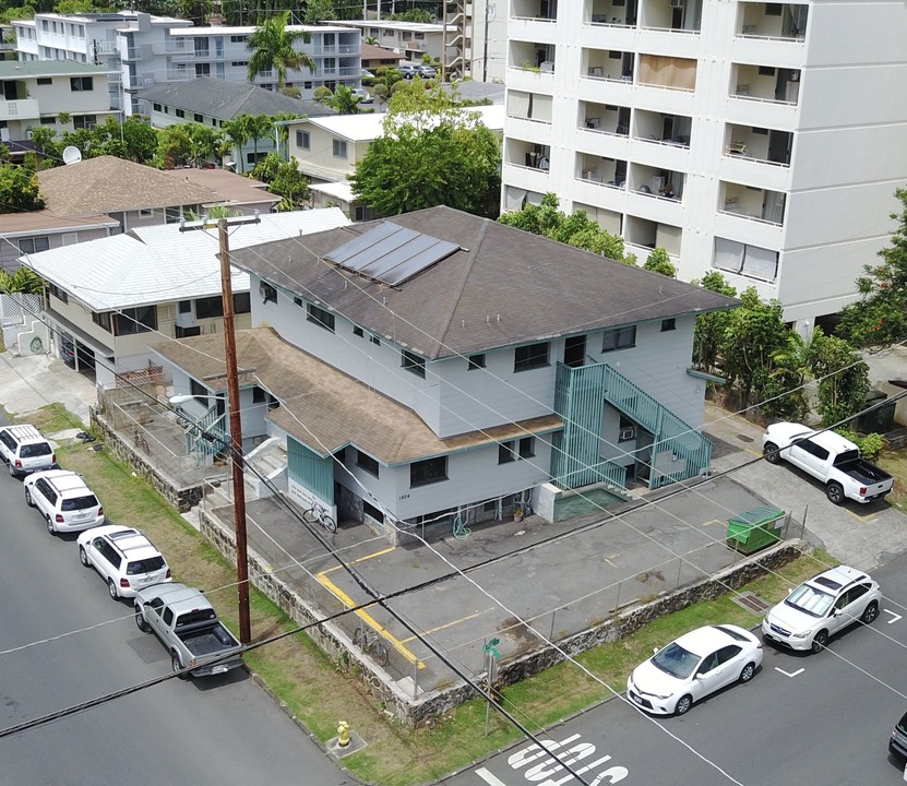 1804 Poki St in Honolulu, HI - Building Photo