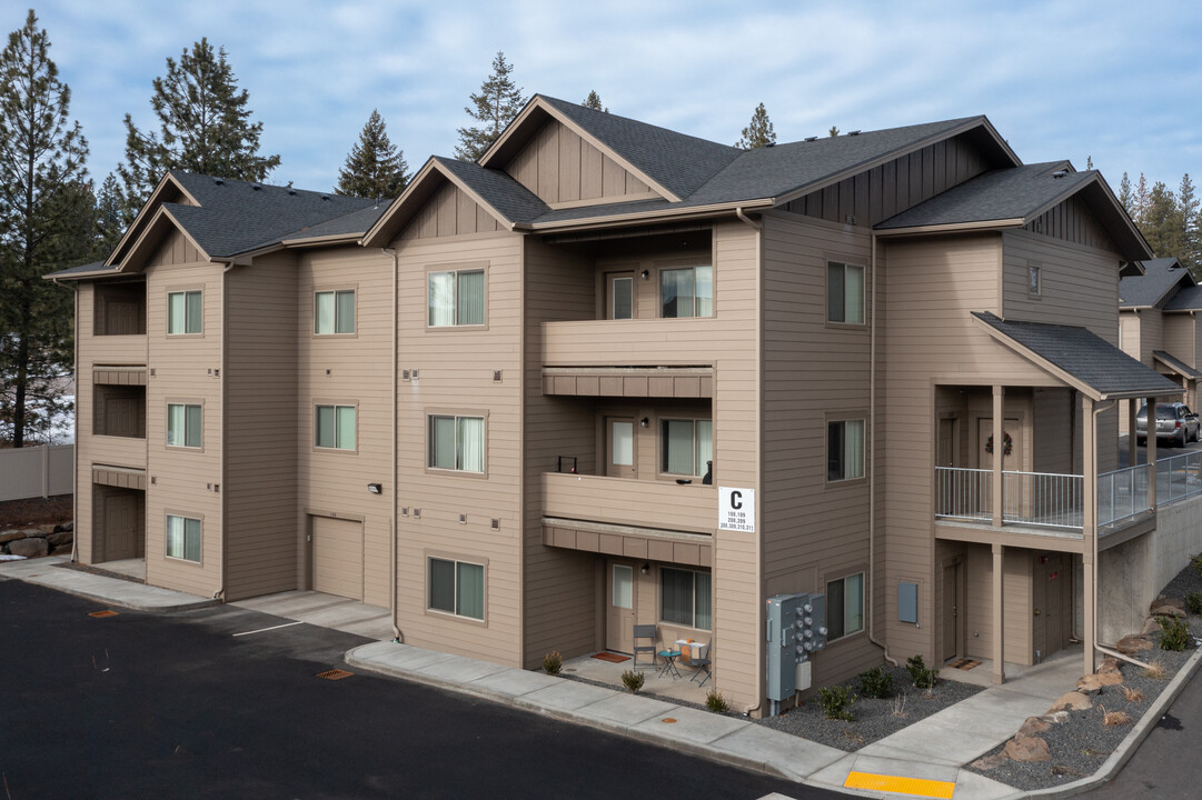 Hasting Apartments in Spokane, WA - Building Photo