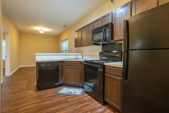 Aurum in South Bend, IN - Foto de edificio - Interior Photo