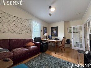 47 Dane St, Unit 1 in Somerville, MA - Building Photo - Building Photo