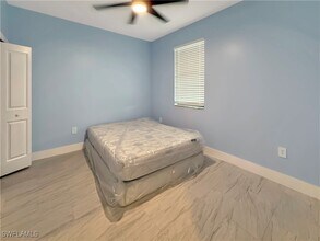 2742 Orange St in Ft. Myers, FL - Foto de edificio - Building Photo