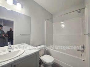 3731-3214 214 St NW in Edmonton, AB - Building Photo - Building Photo