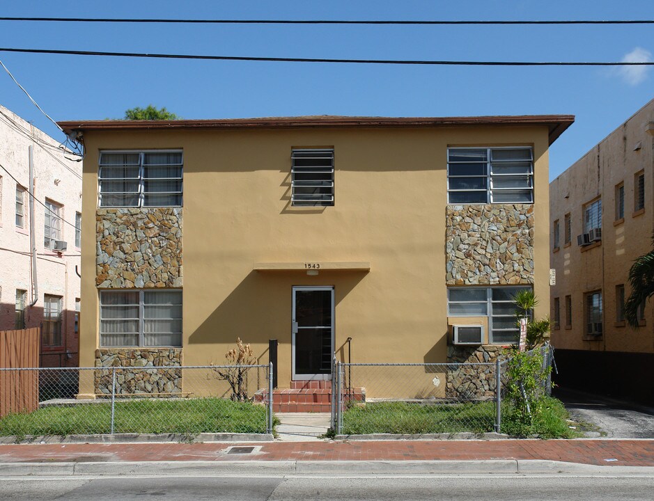 1543 SW 7th St in Miami, FL - Building Photo