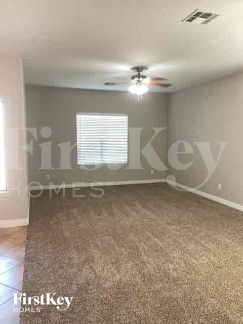 5737 W Pedro Ln in Phoenix, AZ - Building Photo - Building Photo