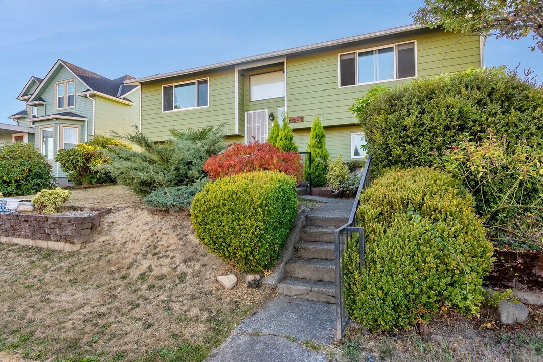 4628 S K St in Tacoma, WA - Building Photo