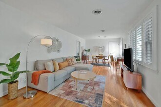 6231 Henry Ford Dr in Nashville, TN - Building Photo - Building Photo