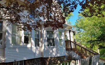19 North St in Washingtonville, NY - Building Photo - Building Photo