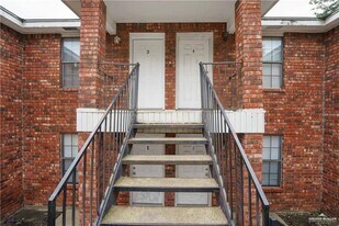 15 Angus St in Mission, TX - Building Photo