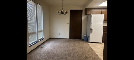 1213 S 43rd Ave, Unit B in Yakima, WA - Building Photo - Building Photo