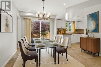 5 Southland Crescent in Ottawa, ON - Building Photo - Building Photo