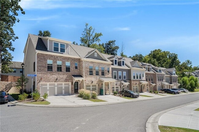 property at 1400 Ridgebend Way SE