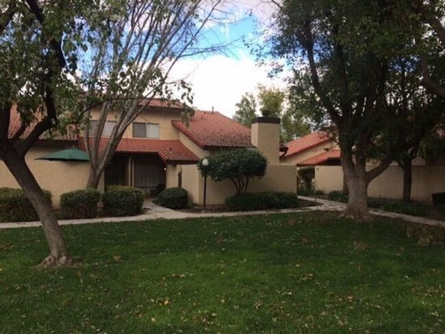 property at 6700 Nottingham Ln