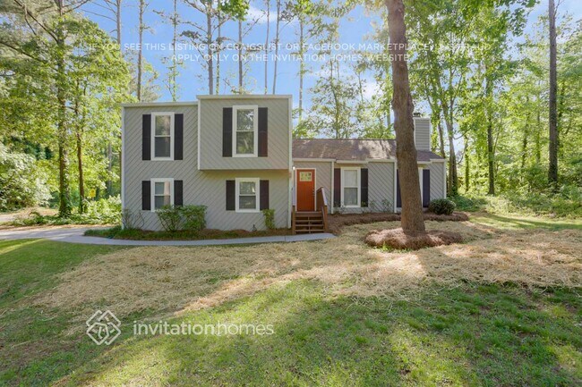 4501 N Landing Dr in Marietta, GA - Foto de edificio - Building Photo