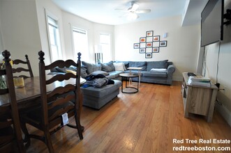 74 Brooks St, Unit 2 in Boston, MA - Building Photo - Building Photo