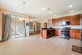 11526 Wishing Well Ln in Clermont, FL - Building Photo - Building Photo