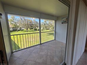 1392 Churchill Cir-Unit -O-201 in Naples, FL - Building Photo - Building Photo
