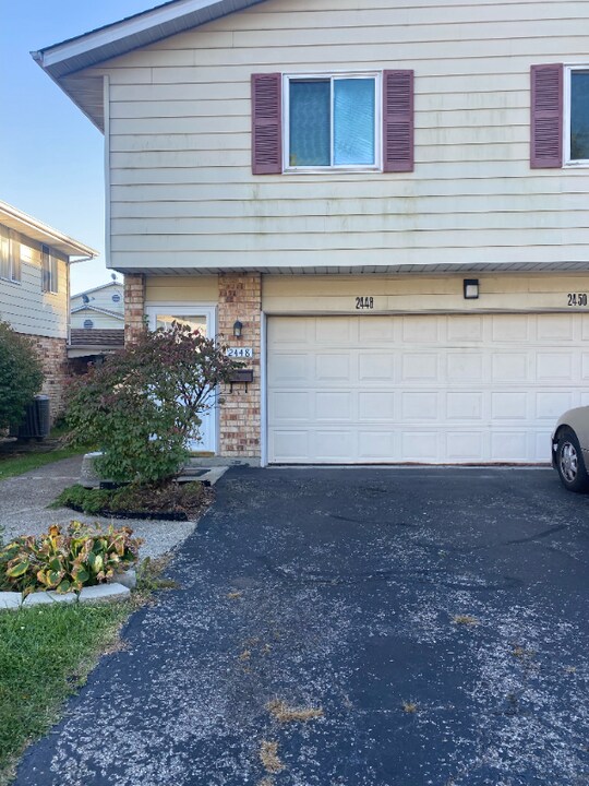 2448 Mustang Dr in Cincinnati, OH - Building Photo