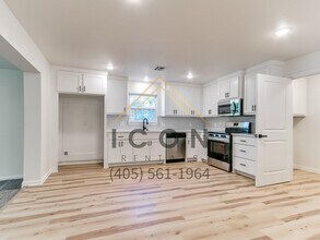 11747 Silver Maple Dr in Yukon, OK - Building Photo - Building Photo