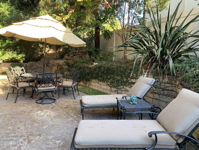 property at 3804 Bridgeview Ln