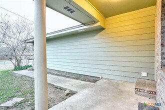 108 Hughson Ct in San Marcos, TX - Building Photo - Building Photo