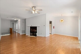 504B Mulberry Cove in Mount Laurel, NJ - Building Photo - Building Photo