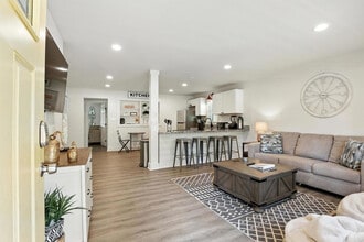 175 Sherwood Dr in Athens, GA - Building Photo - Building Photo