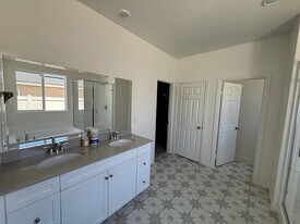 7736 Nectarsweet Dr in Riverside, CA - Building Photo