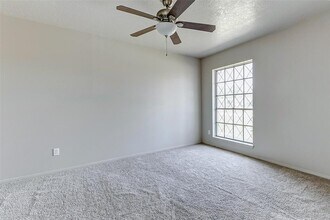 5318 Botany Ln in Houston, TX - Building Photo - Building Photo
