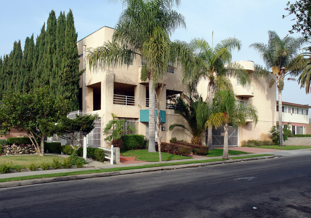 919 N Eucalyptus Ave in Inglewood, CA - Foto de edificio