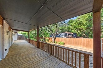 402 Brookglen Pl in Richardson, TX - Building Photo - Building Photo