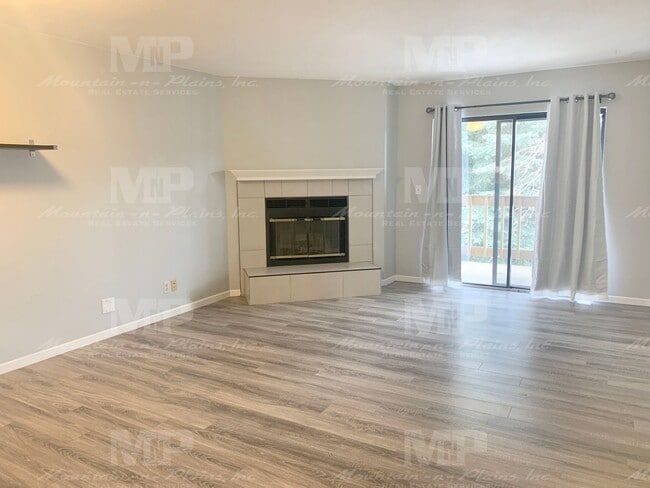 2960 W Stuart St in Fort Collins, CO - Building Photo - Building Photo