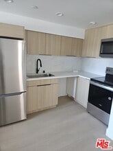 603 E 46th St in Los Angeles, CA - Building Photo - Building Photo