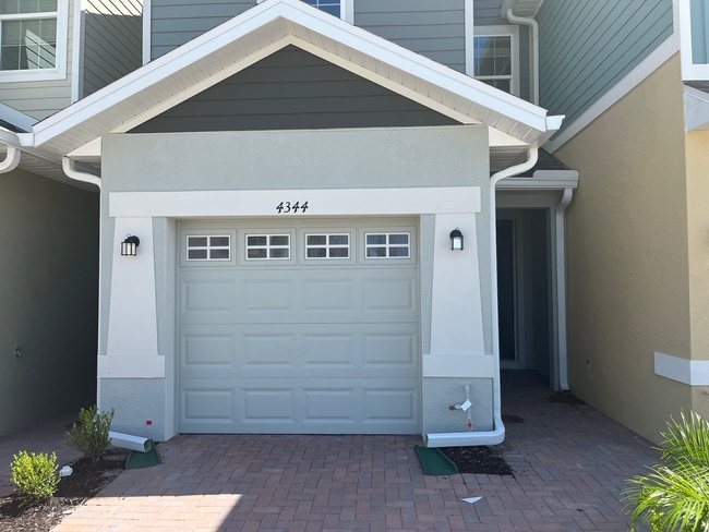 property at 4344 Sailplane Ct