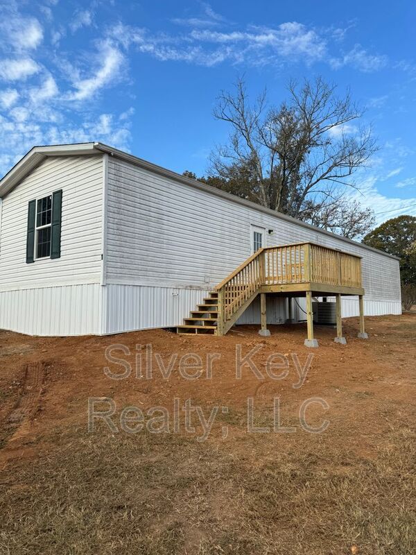 3000 Highway 11 S in Athens, TN - Building Photo - Building Photo