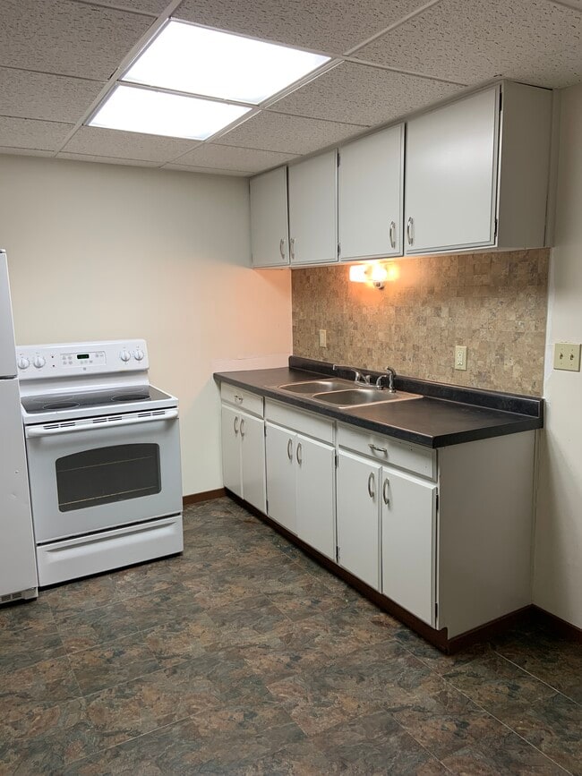 property at 323 Plumb St