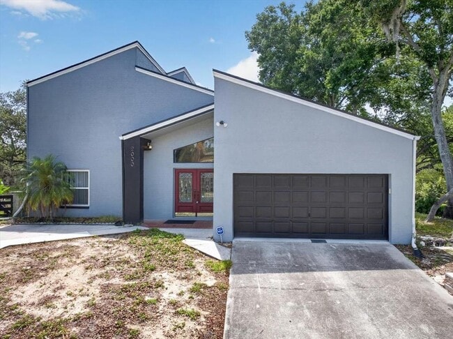property at 2000 Brent Pl