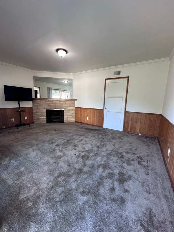 property at 3950 Cerritos Ave
