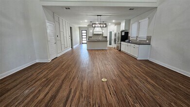 18777 Laurel Hills Dr in New Caney, TX - Building Photo - Building Photo