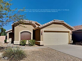 13516 W Solano Dr in Litchfield Park, AZ - Building Photo