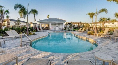 8576 Daybreak St in Sarasota, FL - Building Photo - Building Photo