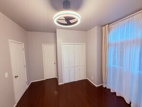 2111 Acklen Ave, Unit 1 in Nashville, TN - Foto de edificio - Building Photo